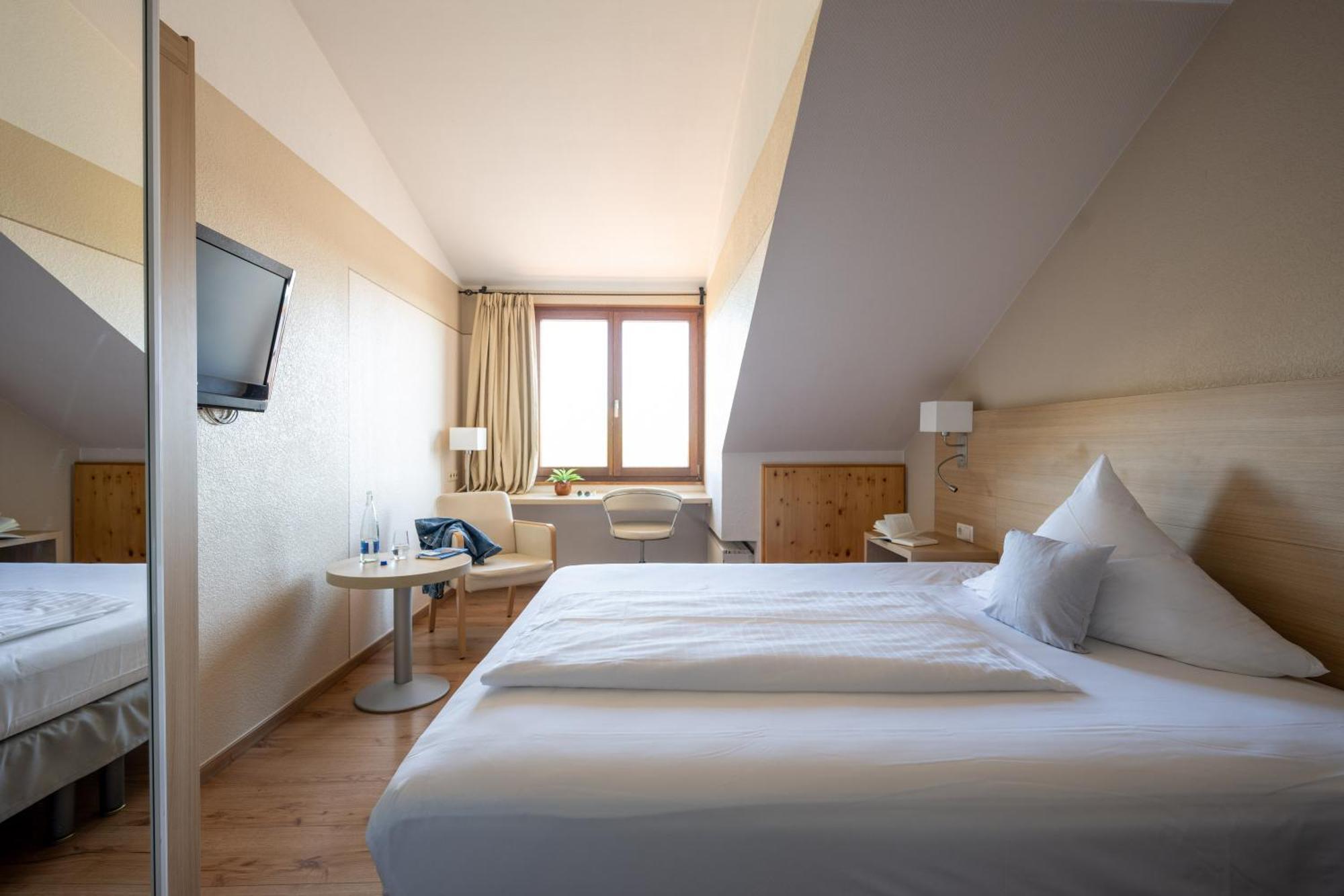 Hotel Gasthof Roessle Stetten am Kalten Markt Ngoại thất bức ảnh